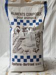 Aliment complet destiné aux poules pondeuses oeufs de consommation : Disponible en sac de 10 et 25 Kg 